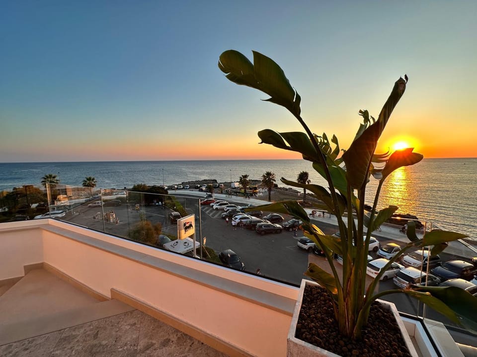 Day, Natural landscape, Beach, Sea view, Sunset, Parking
