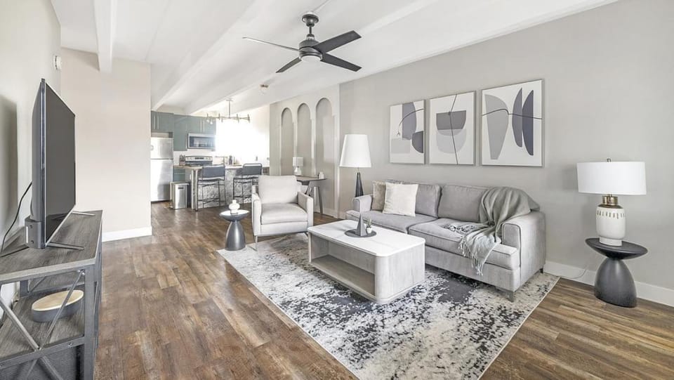 Landing - Modern Apartment with Amazing Amenities (ID3736X50) Apartment in Denver