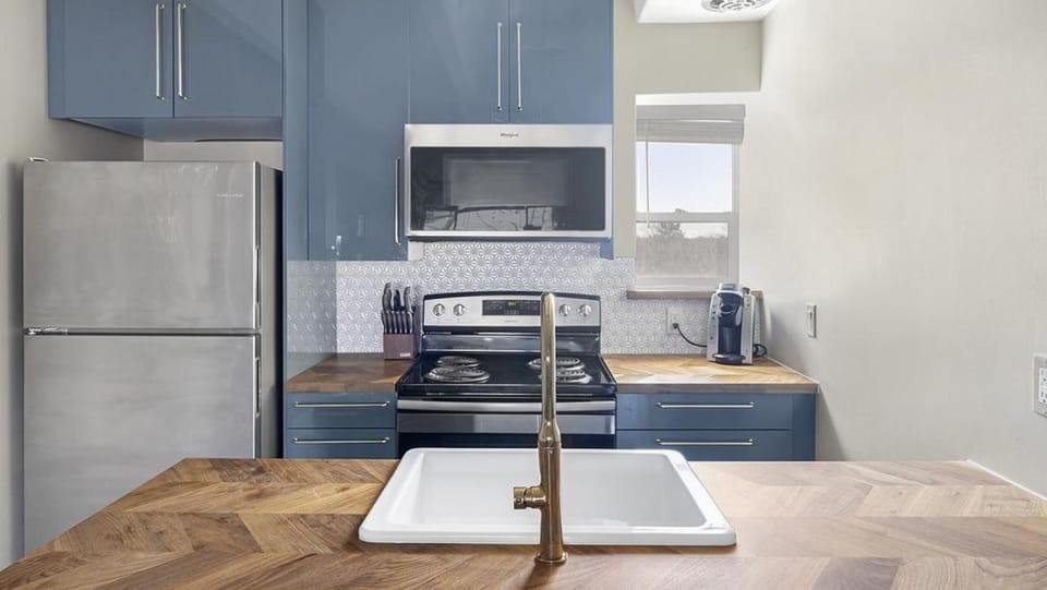 Landing - Modern Apartment with Amazing Amenities (ID3736X50) Apartment in Denver