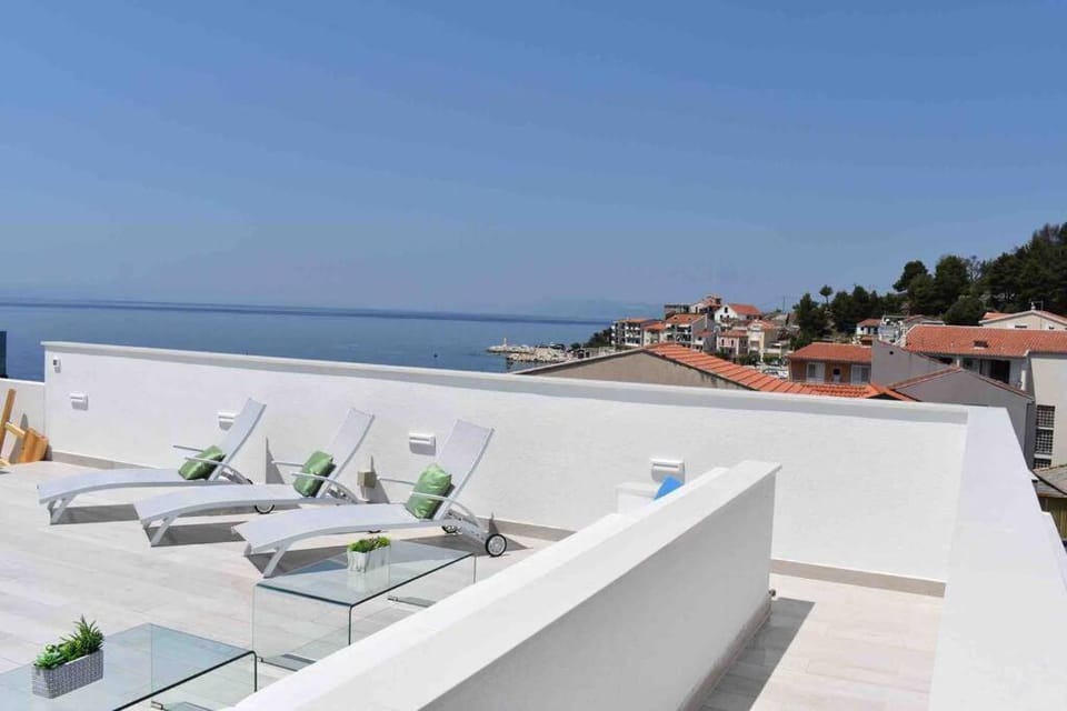 Villa Mel I - Luxury Waterfront Villa Downtown with Pool! Villa in Split-Dalmatia County