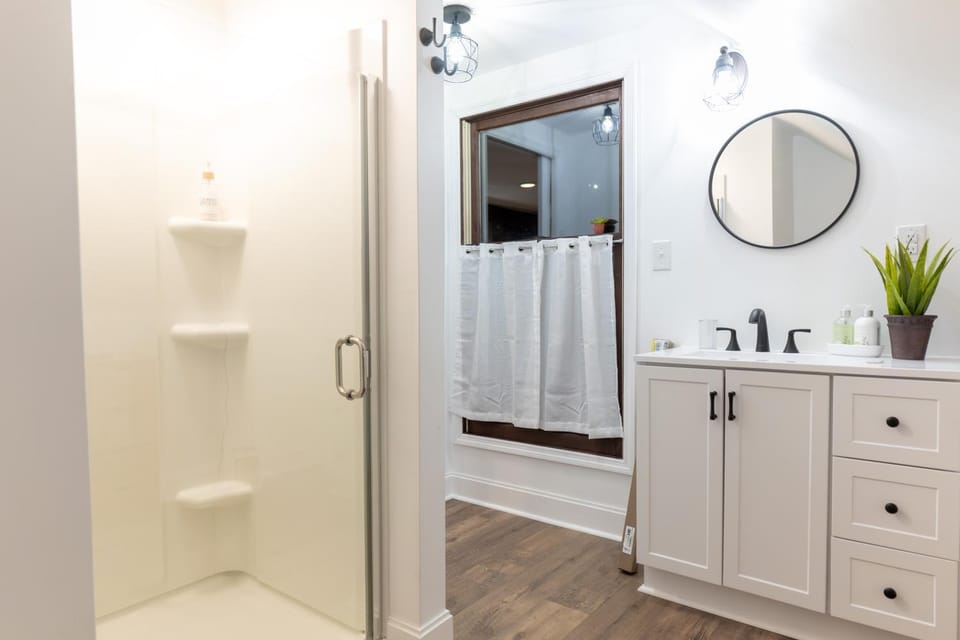 Shower, Bathroom