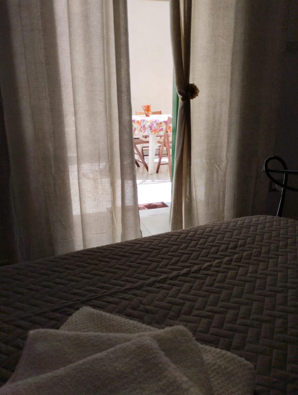 Property building, Bed