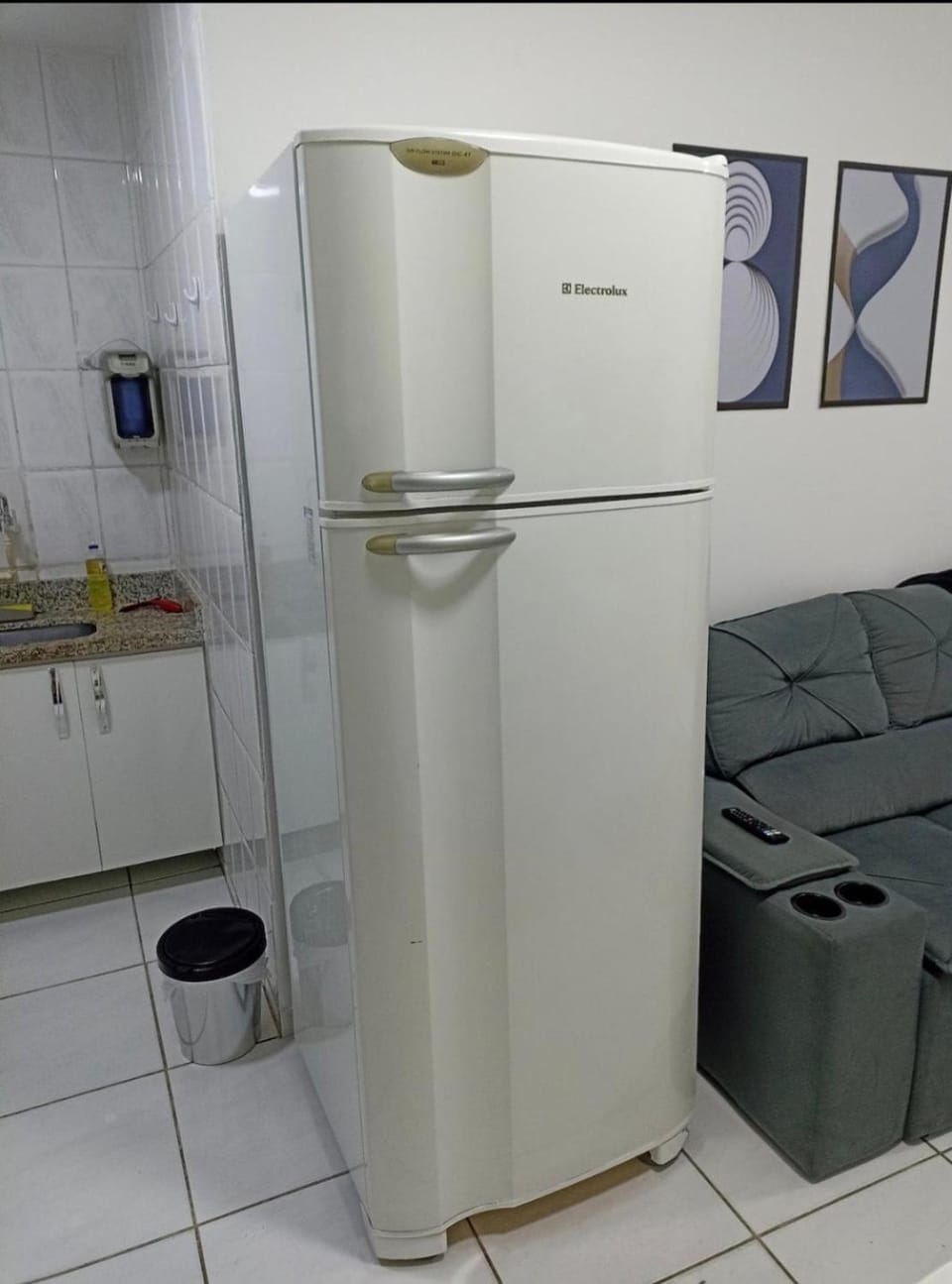 Flat quarto e sala completo Apartment in Vitoria