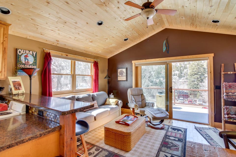 Cozy Ouray Hideaway: Mountain Views, Steps to Main House in Ouray