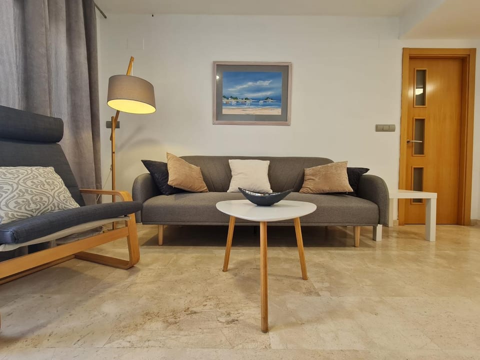 Apartamento Lambys Apartment in La Herradura