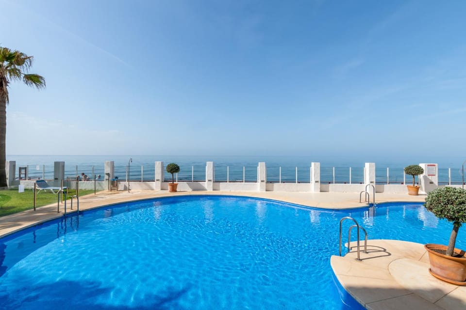 Sea view, Swimming pool