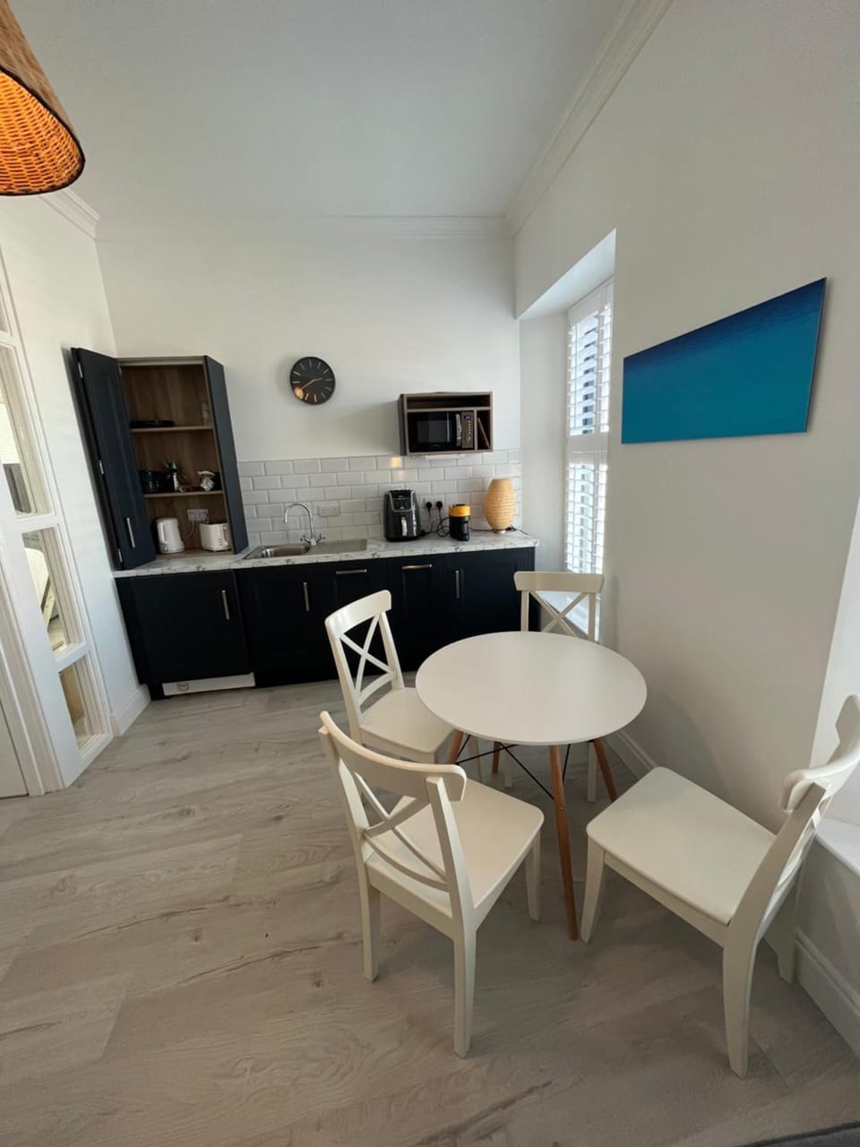 Kitchen or kitchenette, Seating area, Dining area, minibar