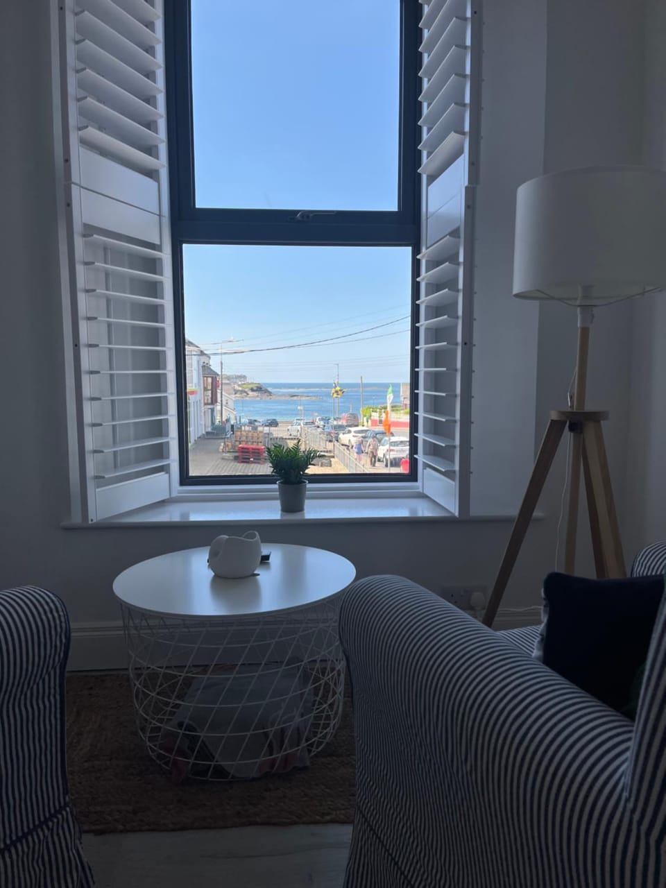 Living room, Sea view