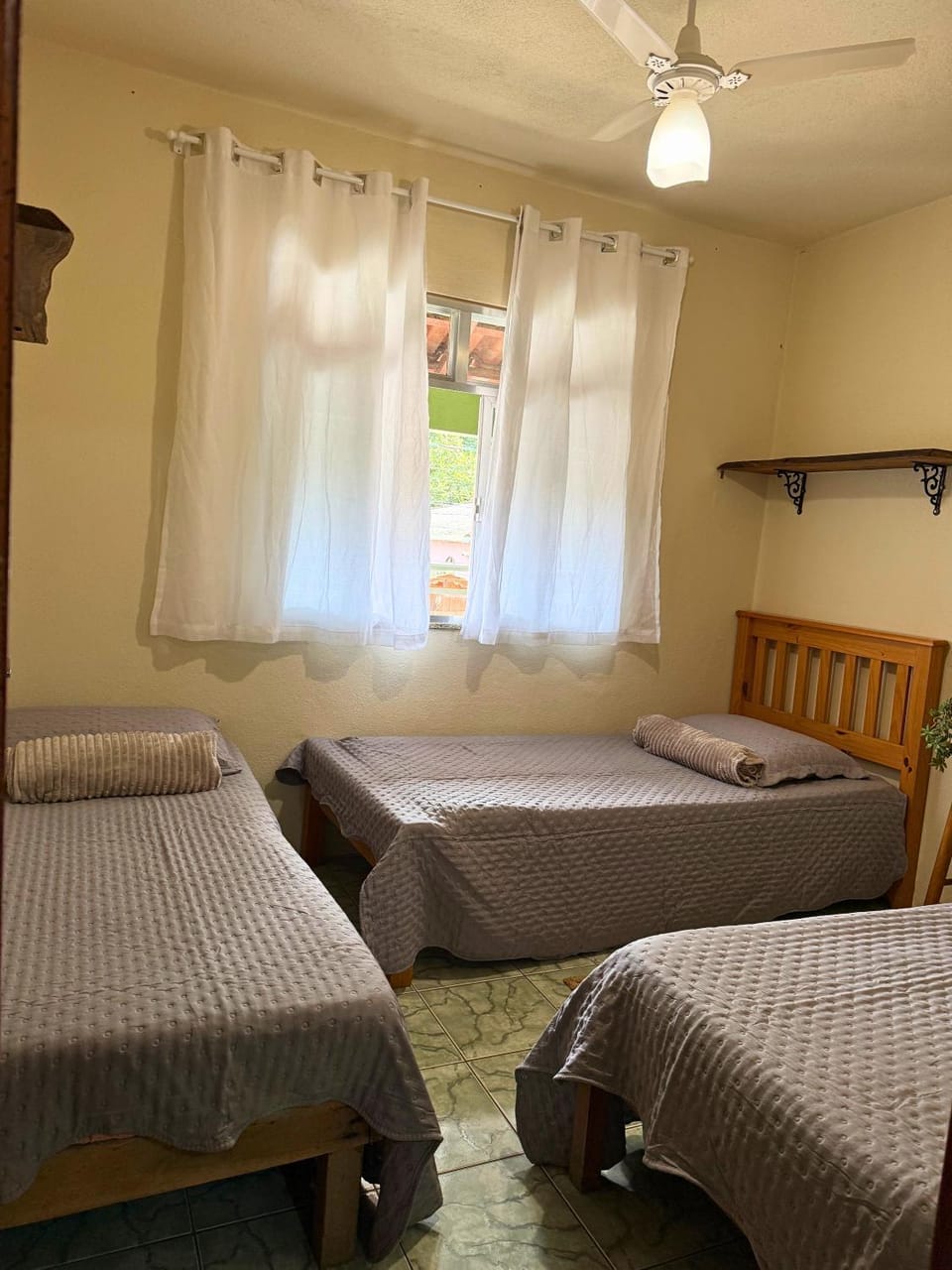 Quarto das Araras Hostel Ninho das Harpias House in State of Espírito Santo, Brazil
