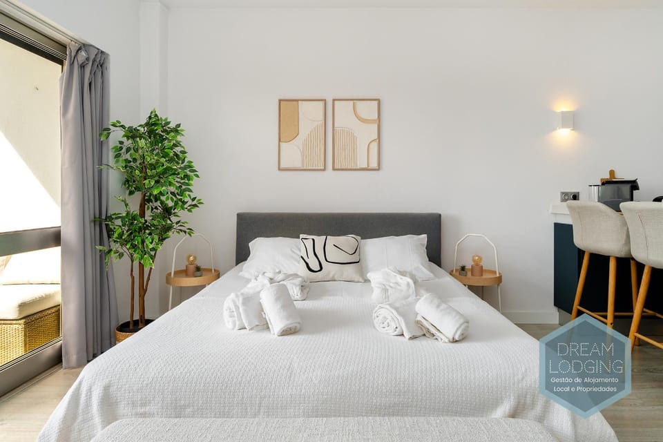 Moai - Dream Lodging Apartment in Albufeira