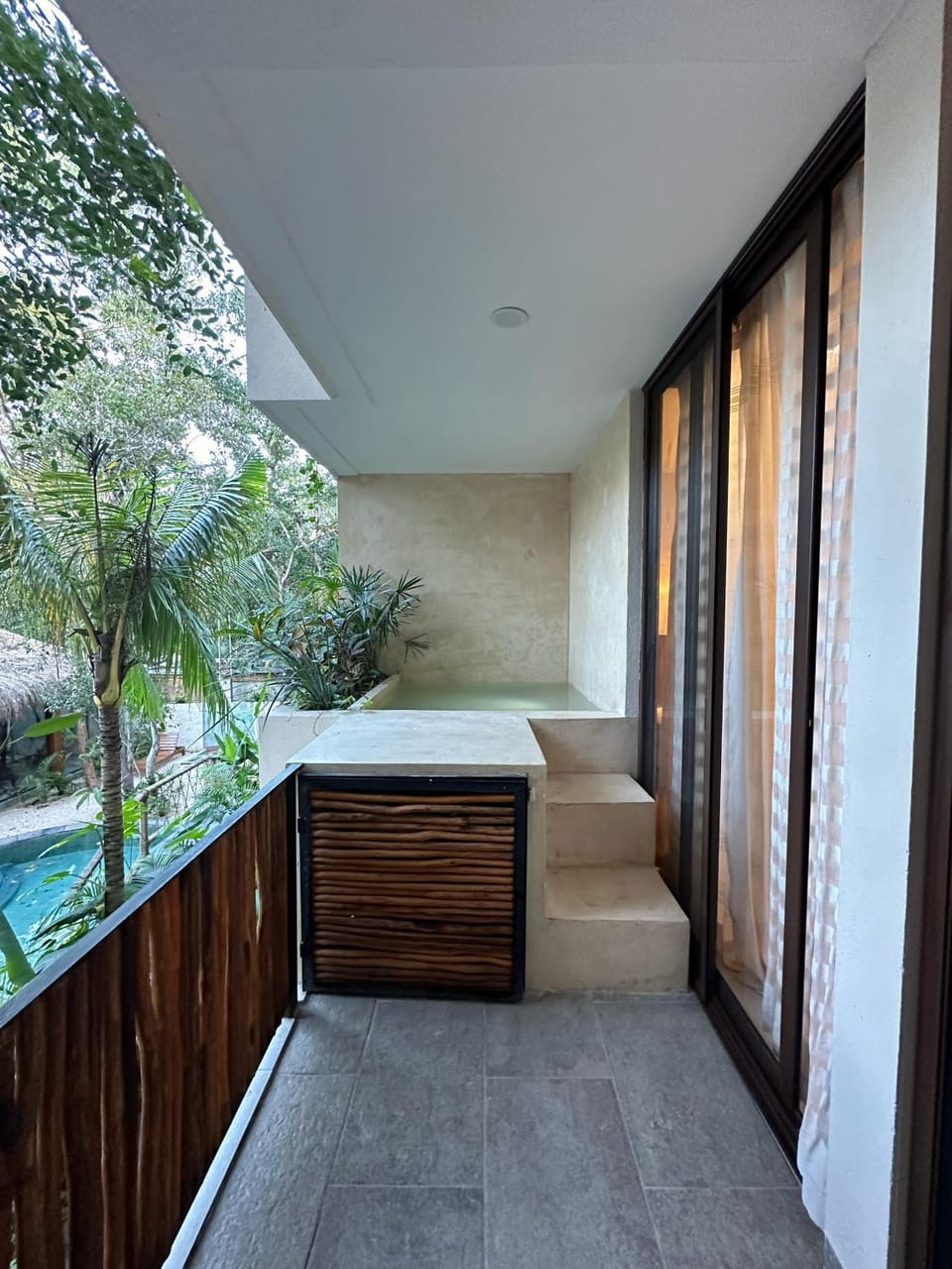 Balcony/Terrace, Garden view