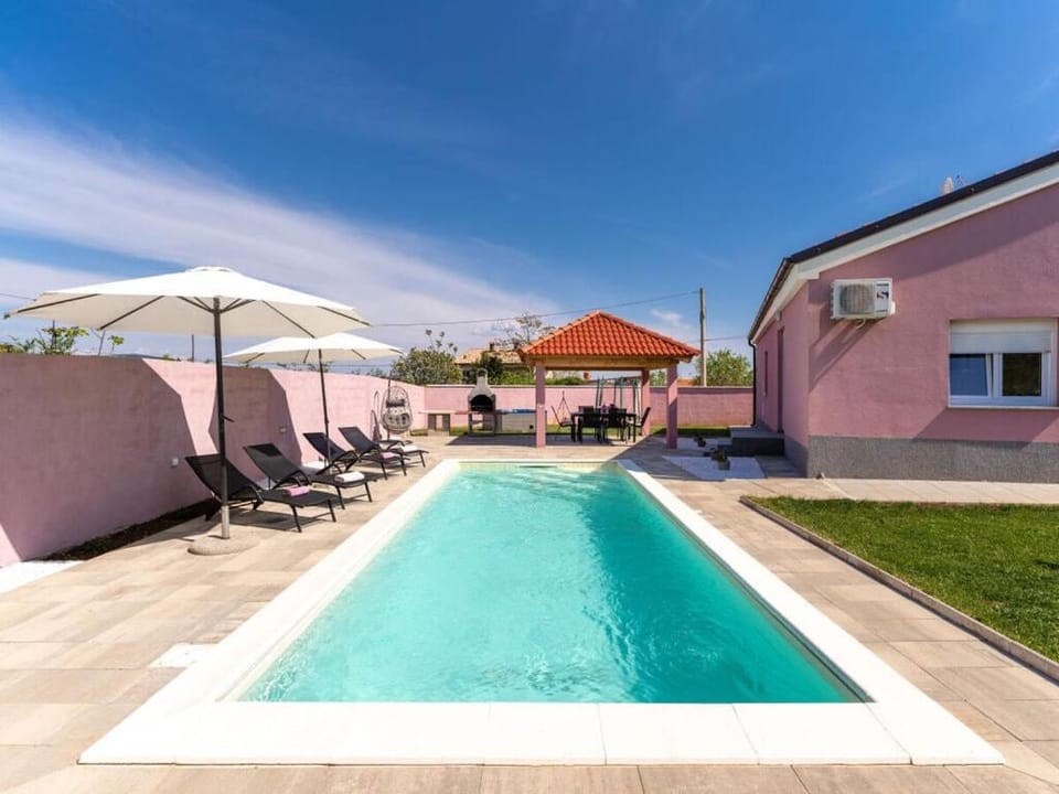 Other, Swimming pool