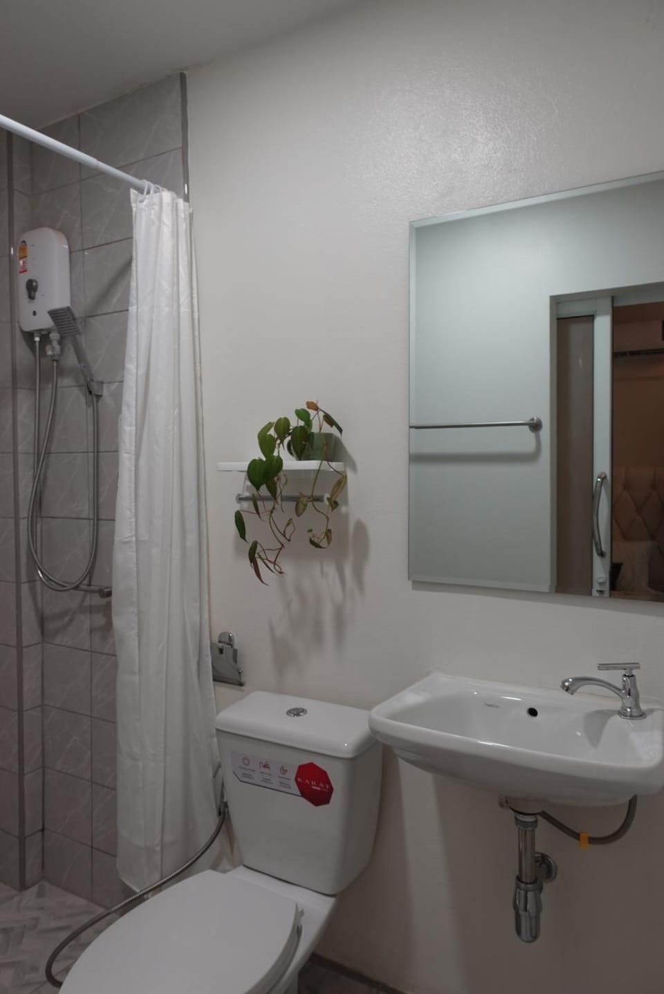 Shower, Toilet, Bathroom