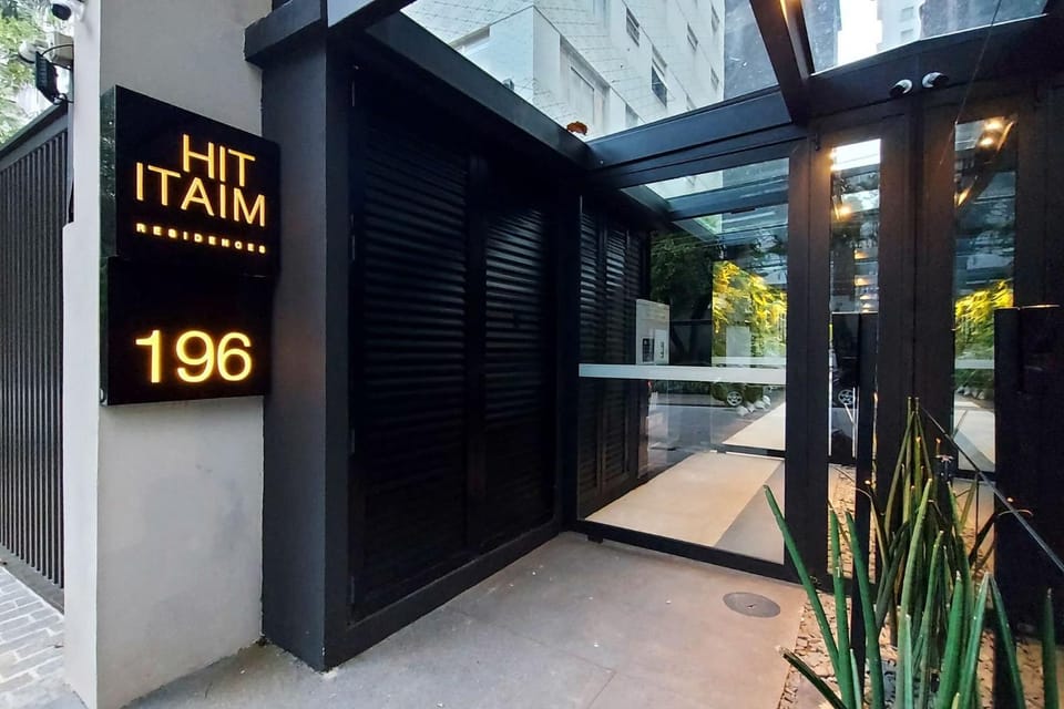 Shower, Facade/entrance, Bathroom
