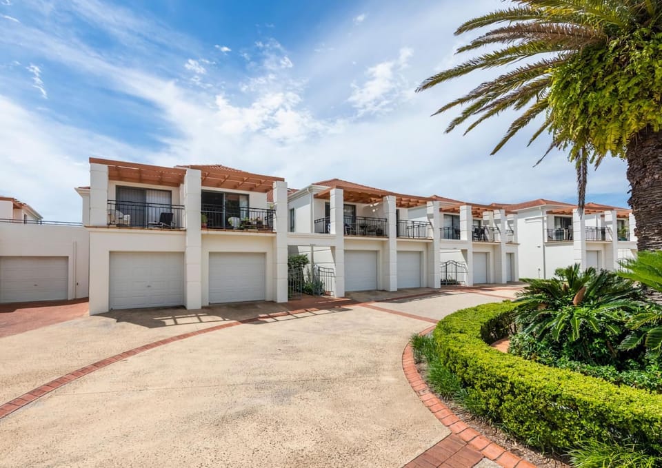Breakers Unit 5 5- Resort Style - Stone Real Estate Yamba Apartment in Yamba
