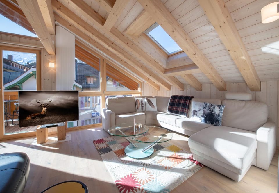 Communal lounge/ TV room, Living room