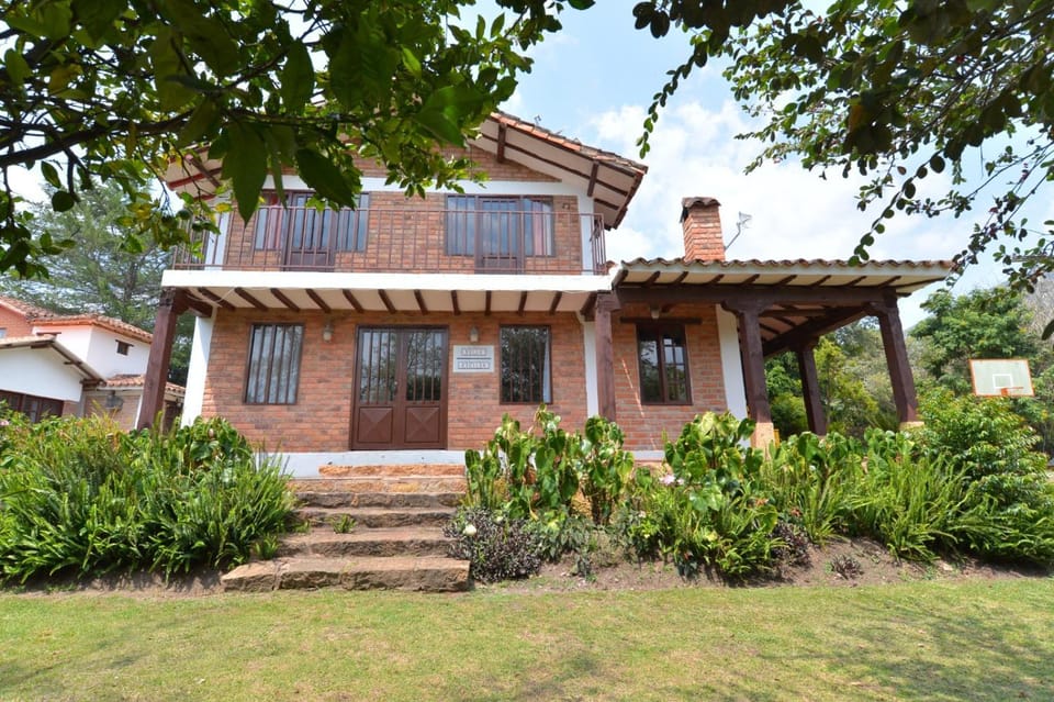Property building, Spring, Garden, Garden view
