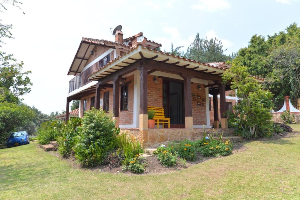 Property building, Garden, Garden view