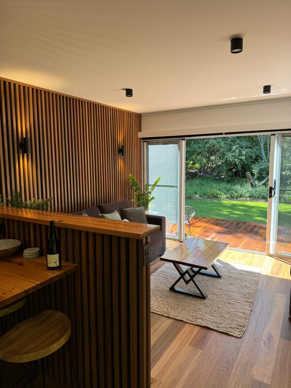 Bright on the River Apartment in Porepunkah