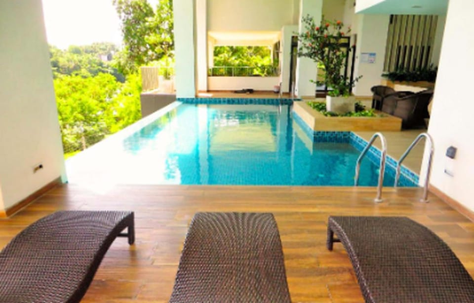 Pool view, Swimming pool