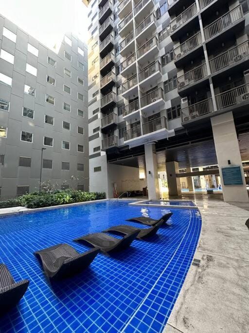 Mall of Asia MOA S Residences , IKEA Pasay , NAIA Airport , Manila Bay Apartment in Pasay