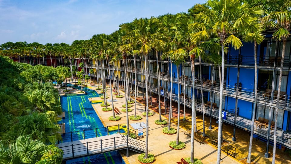 Day, Natural landscape, Pool view, Swimming pool