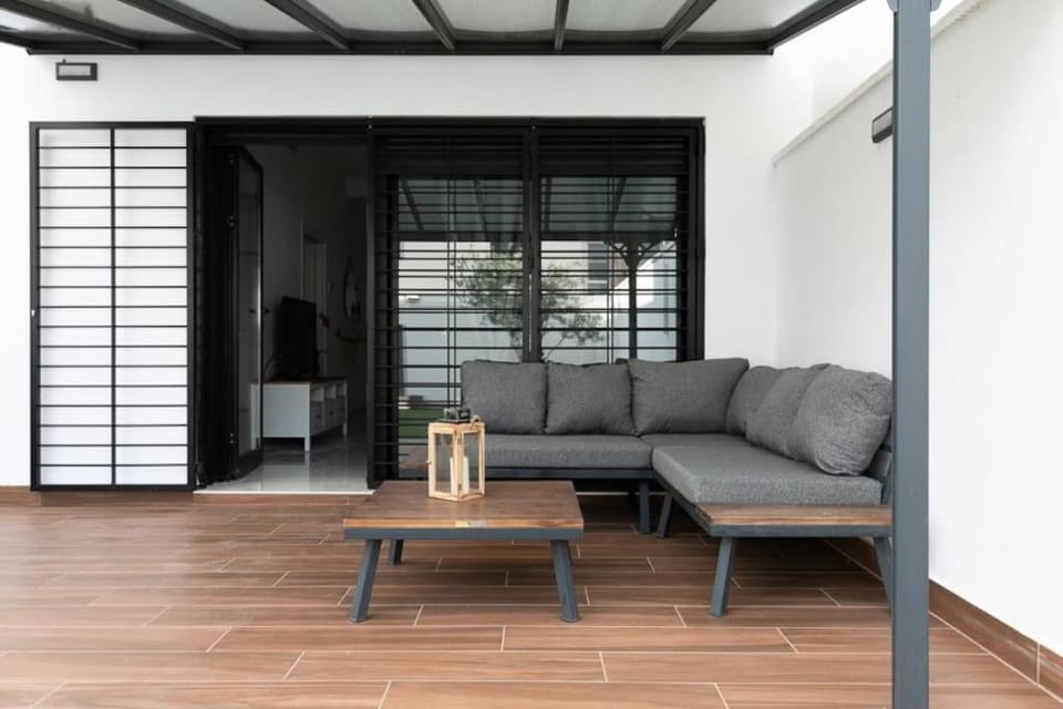 the butterfly house House in Valencian Community