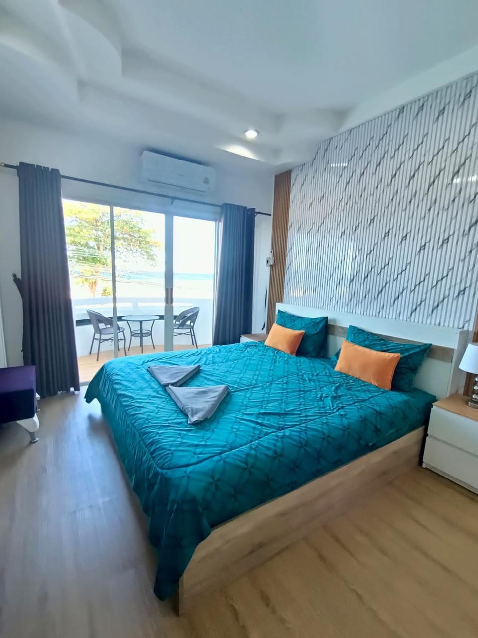 Beach front B1 Marie Guesthouse Apartment in Pattaya City