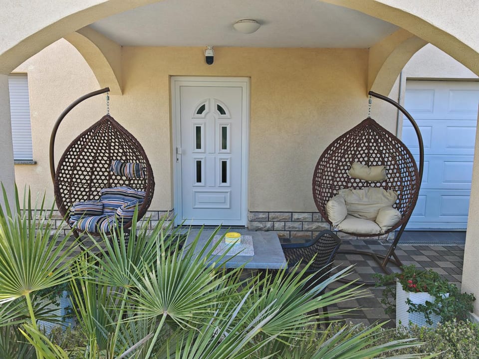 Patio, Seating area, Garden view