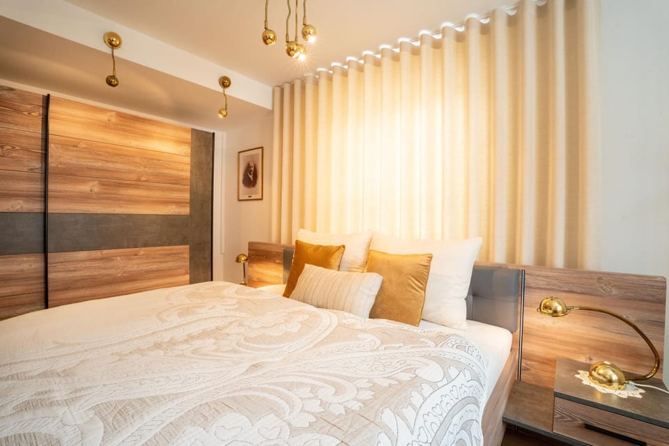 Bed, Bedroom, wardrobe