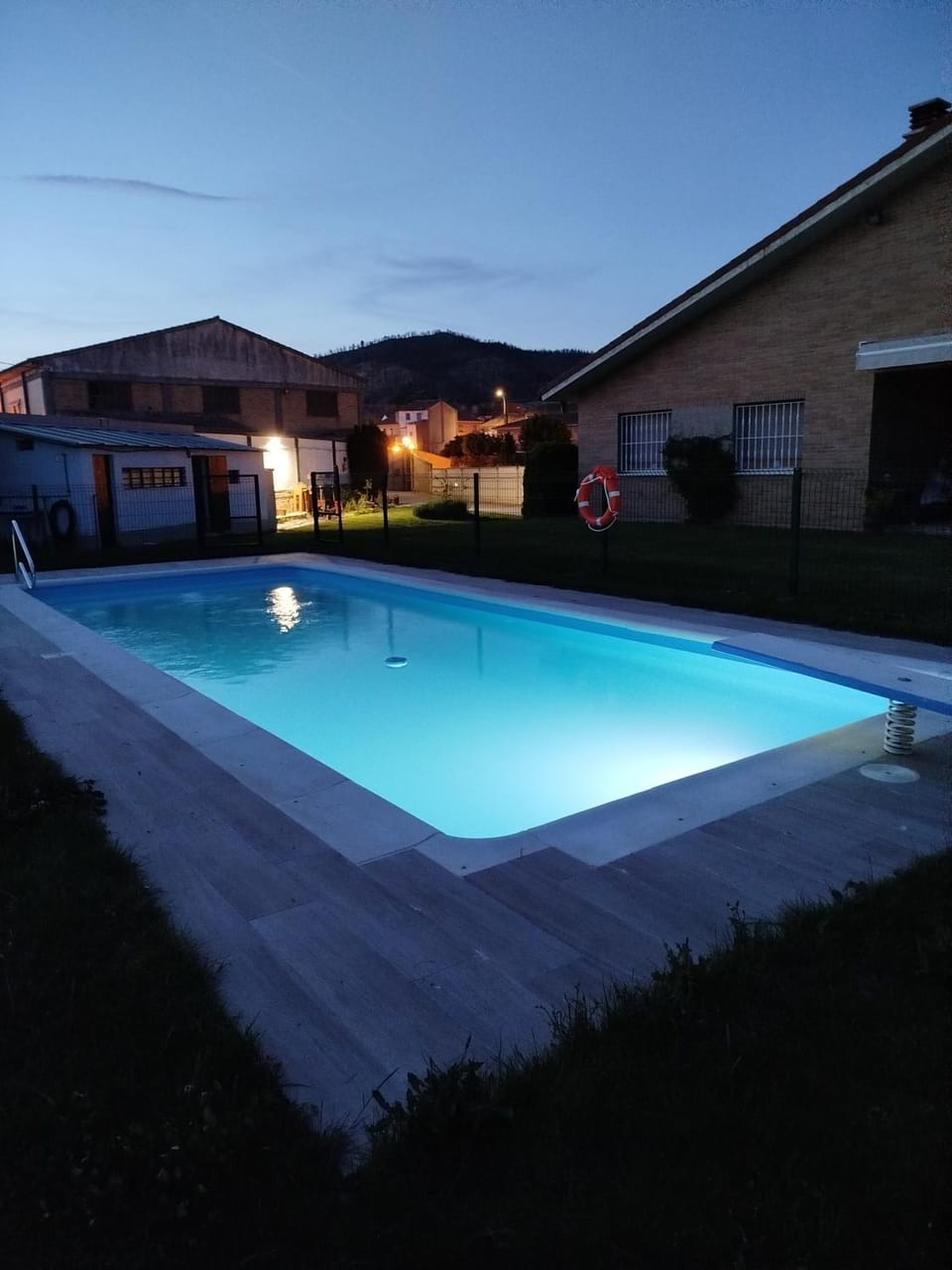 Property building, Night, Pool view, Pool view, Swimming pool, Open Air Bath