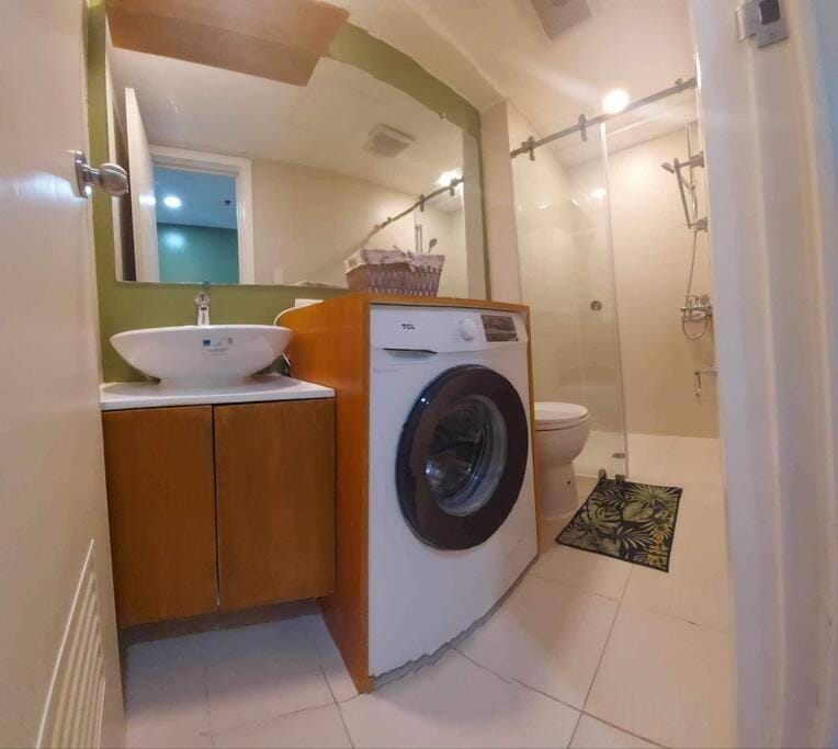 Shower, Bathroom, washing machine