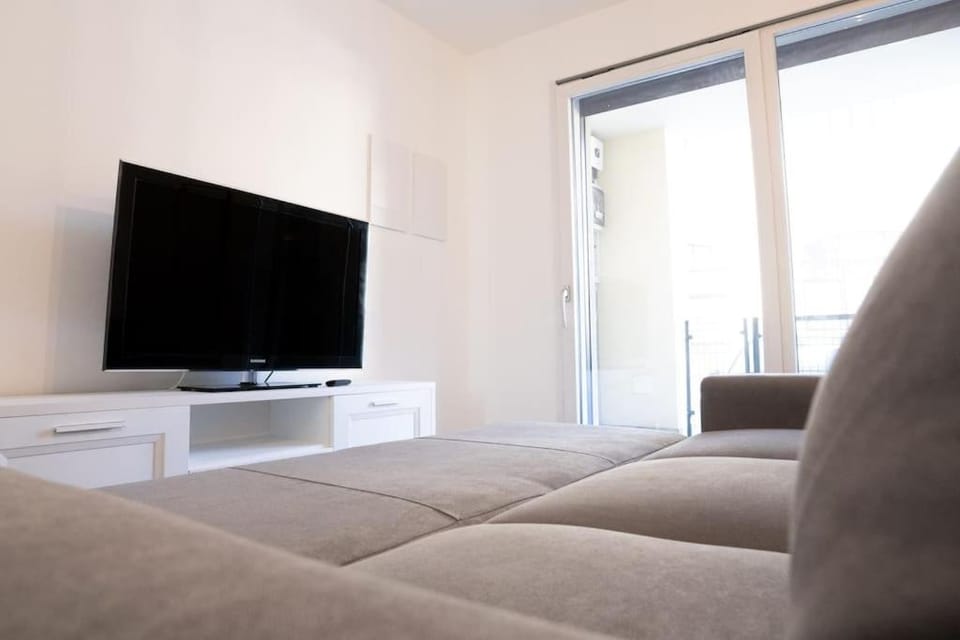 Living room, Seating area, Evening entertainment