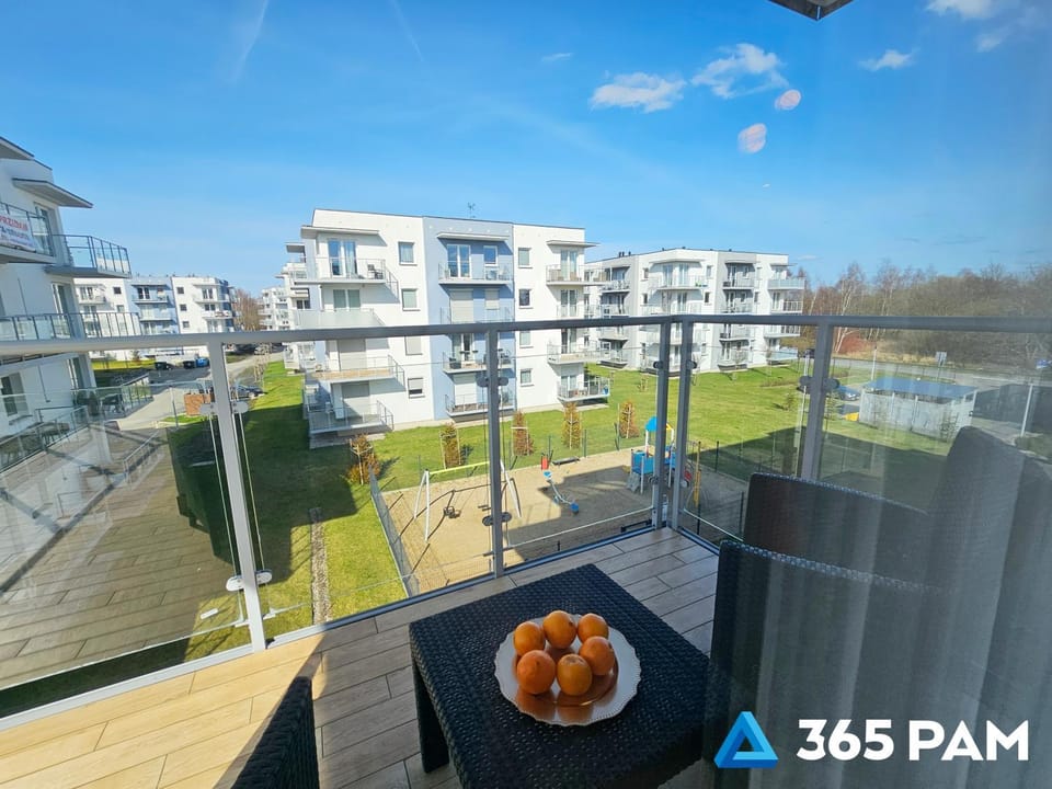 Property building, Day, View (from property/room), Balcony/Terrace