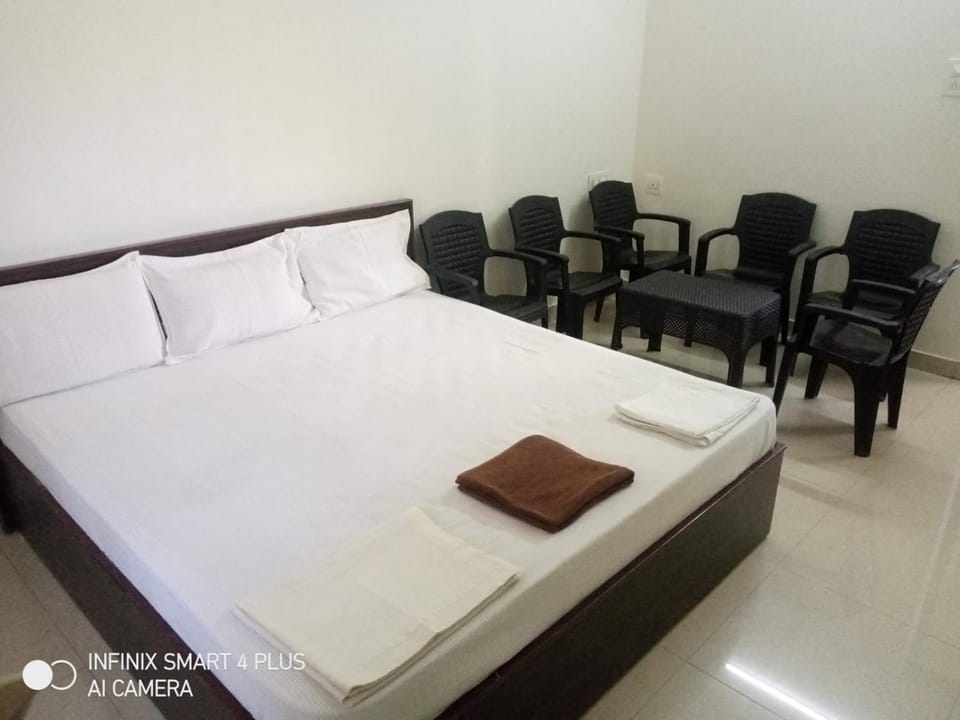 ARIVU LODGE AC Hotel in Kerala