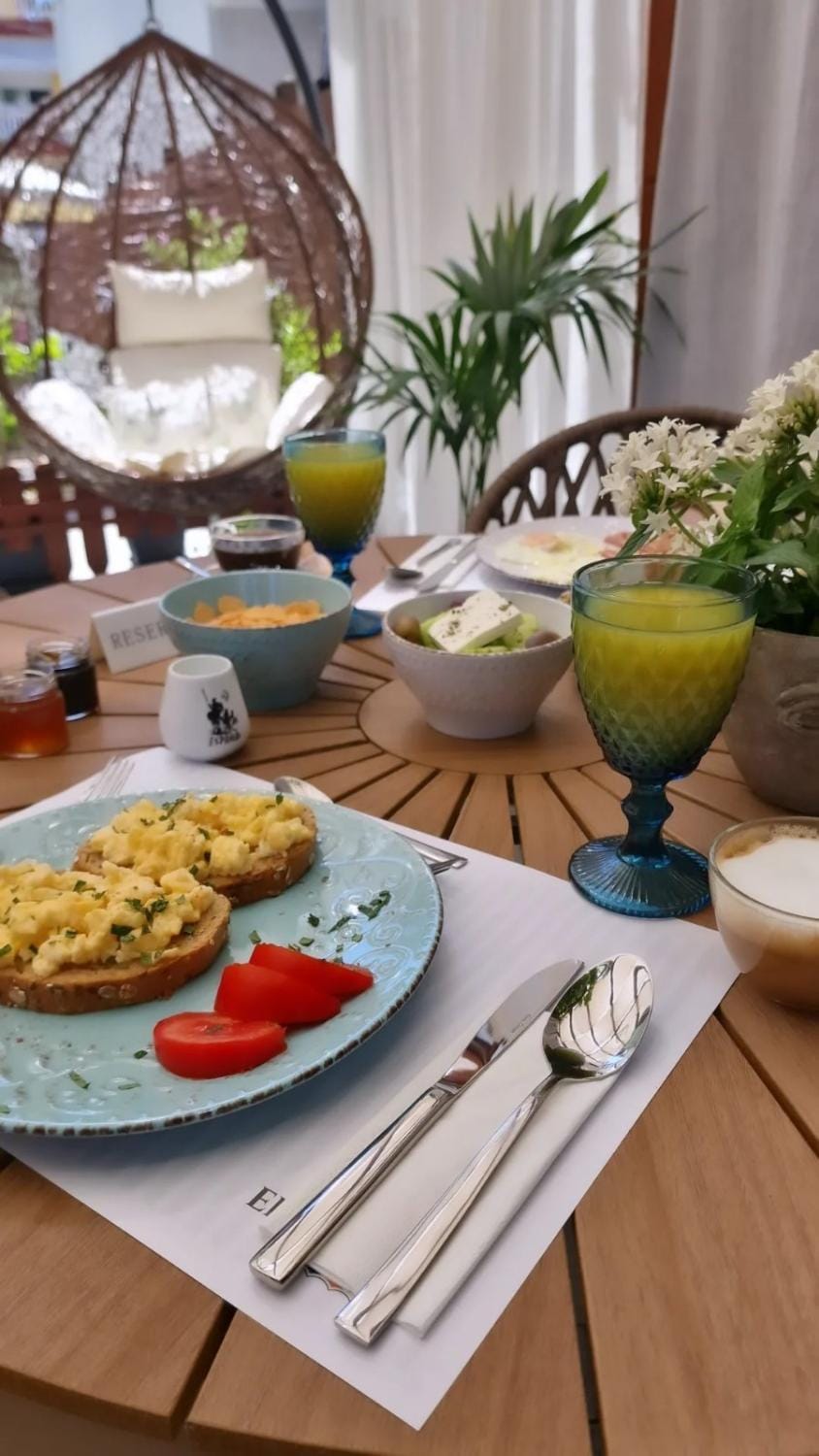 Breakfast