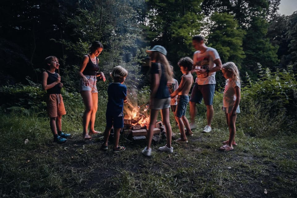 People, Natural landscape, Garden, children, group of guests, flat iron