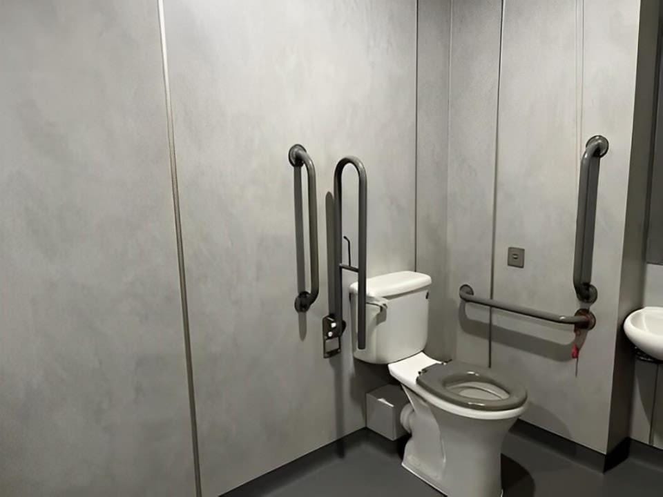 Toilet, Bathroom