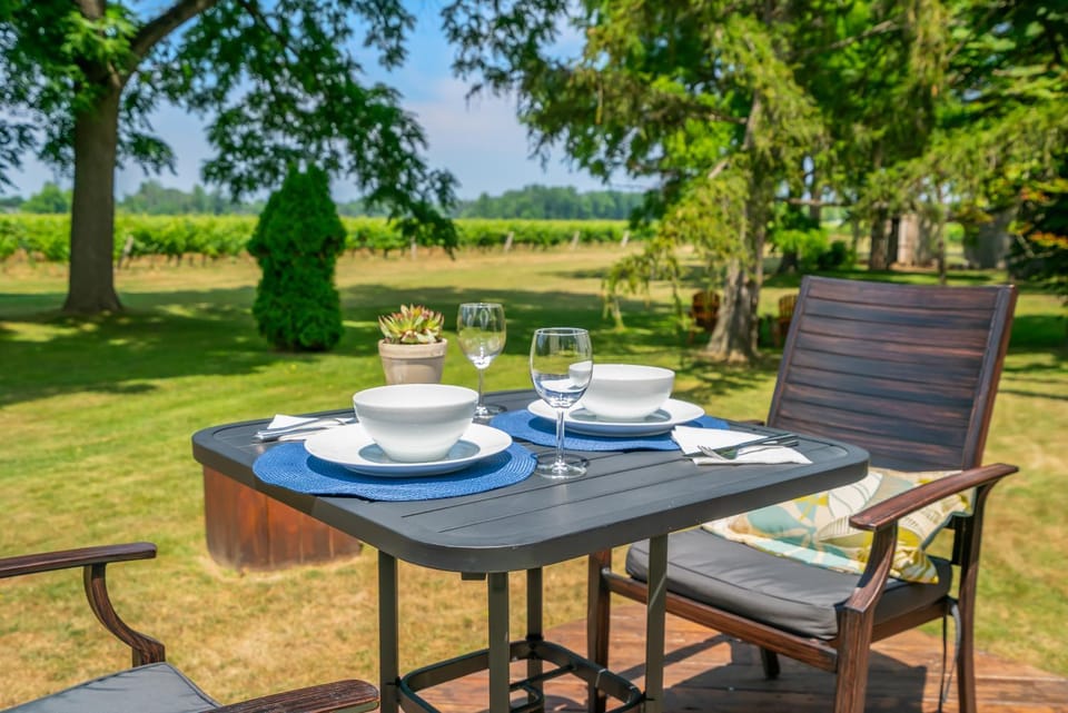 Vineyard Villa Bed and Breakfast in Niagara-on-the-Lake