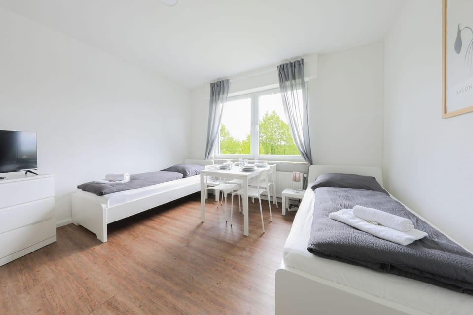 TV and multimedia, Bedroom, towels