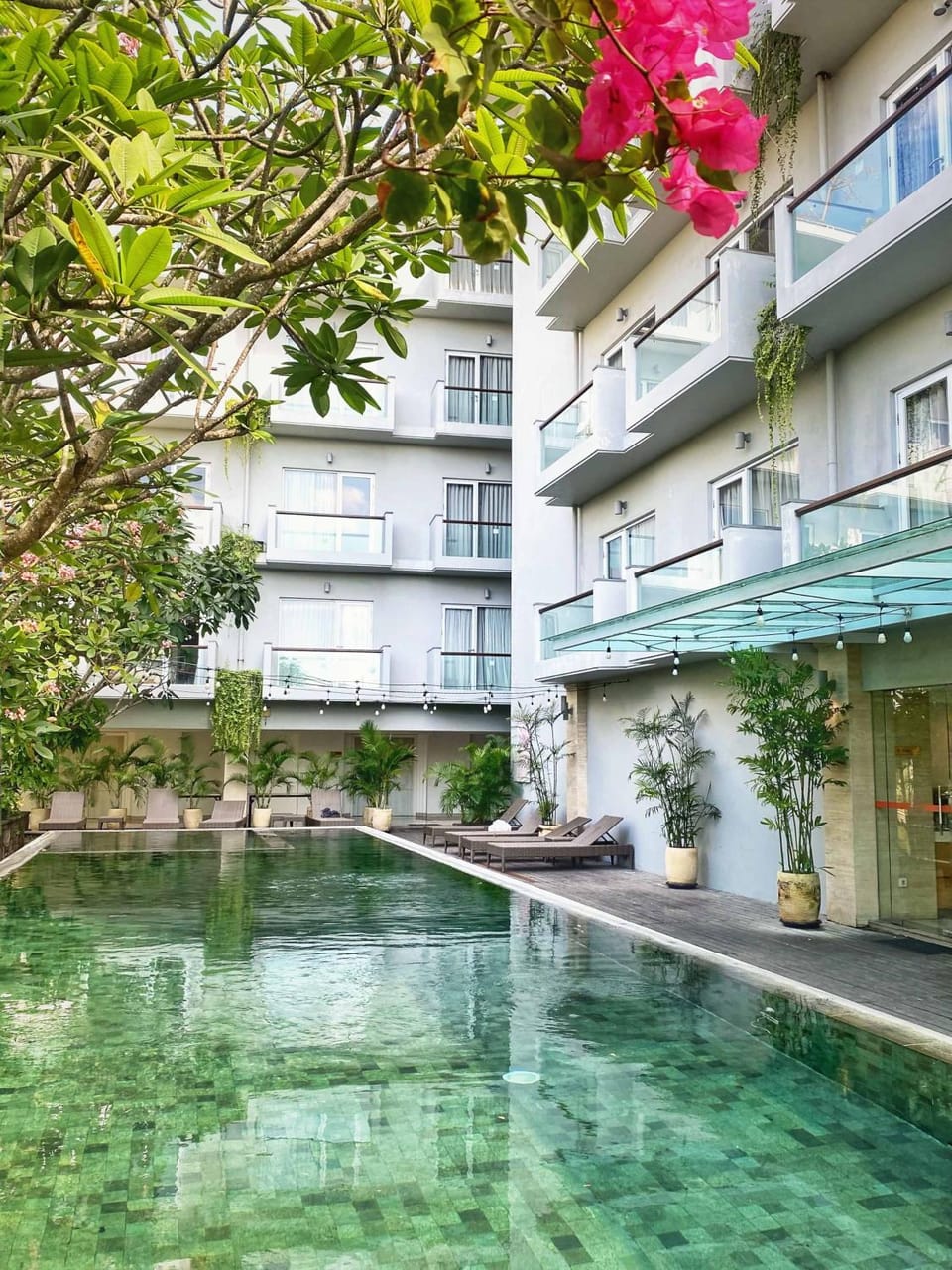 Swimming pool