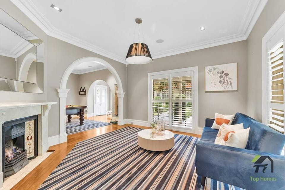 'Lynwood' Warrawee Manor- Koi Home House in Sydney