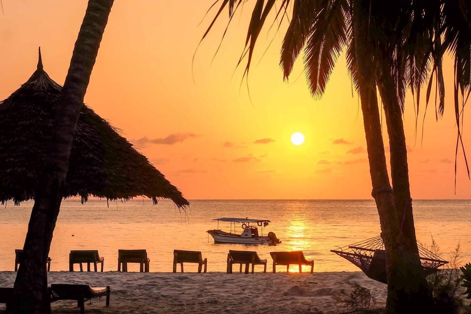 Natural landscape, Beach, Sunrise