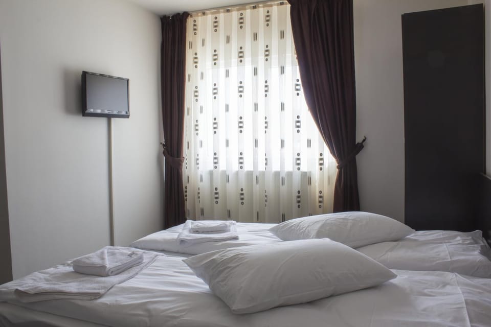 Bed, Decorative detail
