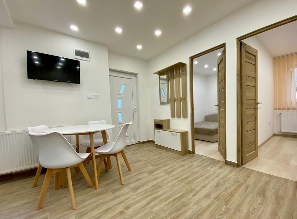 TV and multimedia, Dining area