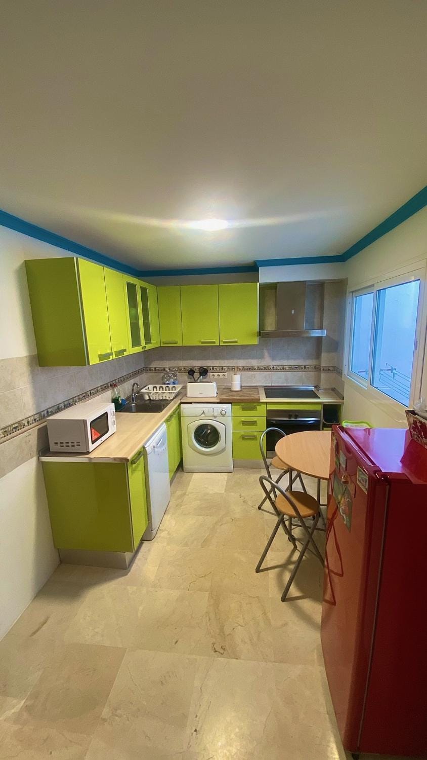 Kitchen or kitchenette, Dining area, dishwasher, oven, stove, washing machine