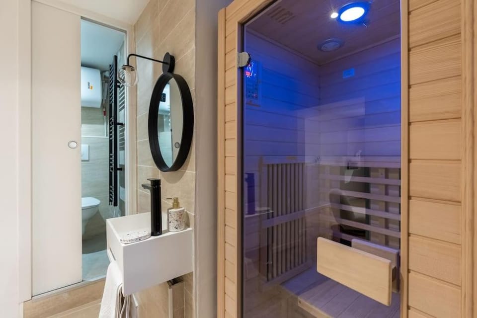 NEW - Appartement Luxeux avec Cinema et Sauna Apartment in Paris