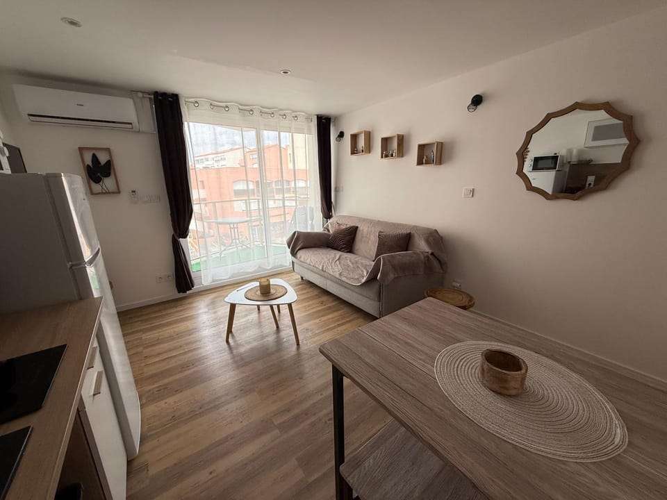 Cap sur le port Apartment in Agde