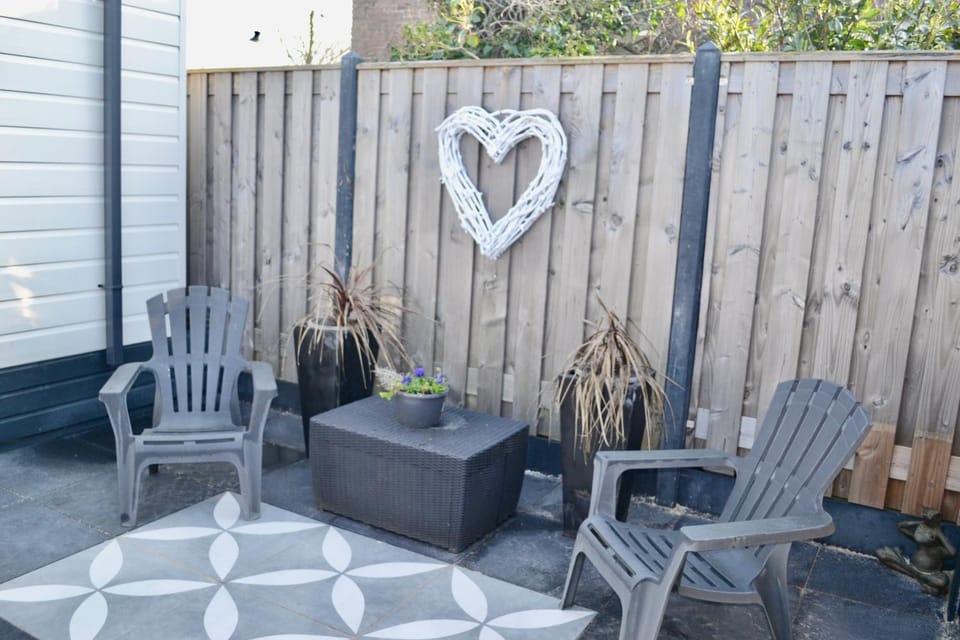 Patio, Garden, Balcony/Terrace