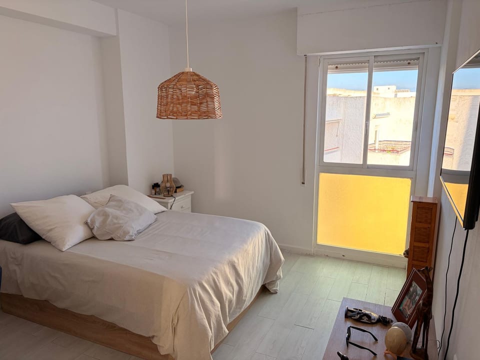 Bed, Photo of the whole room, Bedroom, Sea view